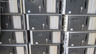 聯想啟天M2400高性能主機搭配新款顯示器，打造高效辦公解決方案